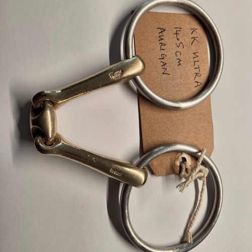 Snaffle bit with lozenge