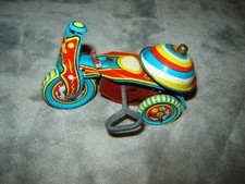 Suzuki Toy Wind Up Tricycle
