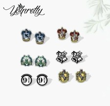 HARRY POTTER STUD ACRYLIC