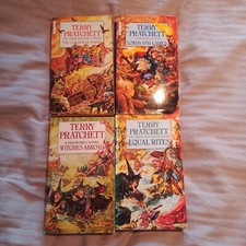 Terry Pratchett Build your Own Book Bundle - Discworld Etc