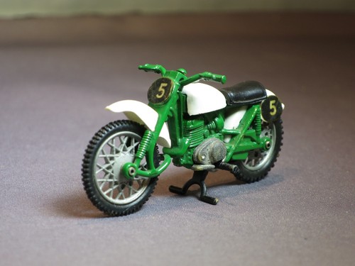 Britains motorcycles greeves - britains,
