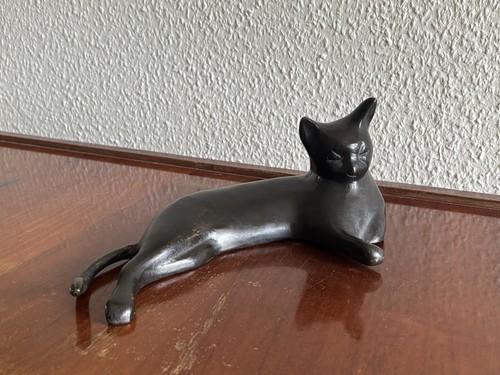 Mid century cat sculpture - century, •