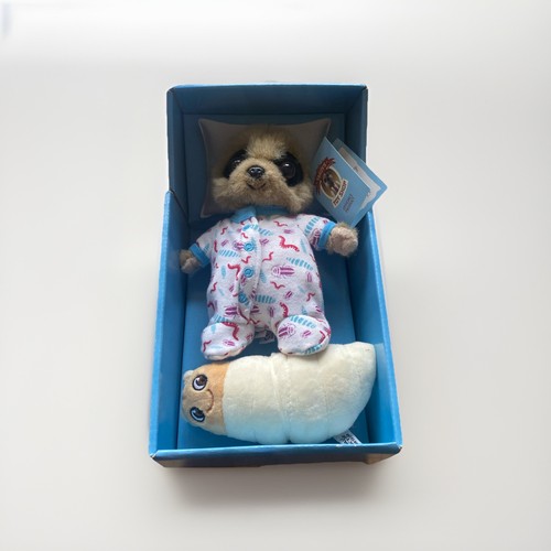 Compare the meerkat baby - the,