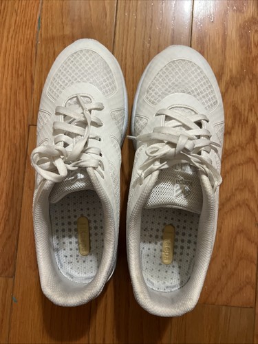 Kaepa cheer sneakers - size, 6