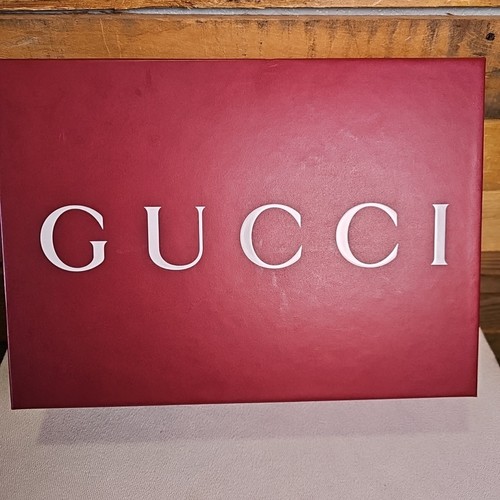 Authentic empty gucci - empty, gift