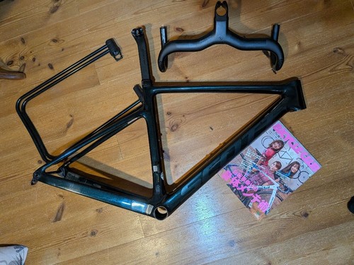 Scott addict carbon frame - scott,
