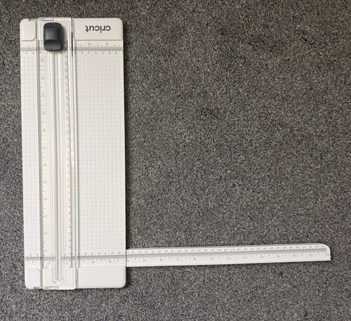Cricut paper trimmer - cricut,