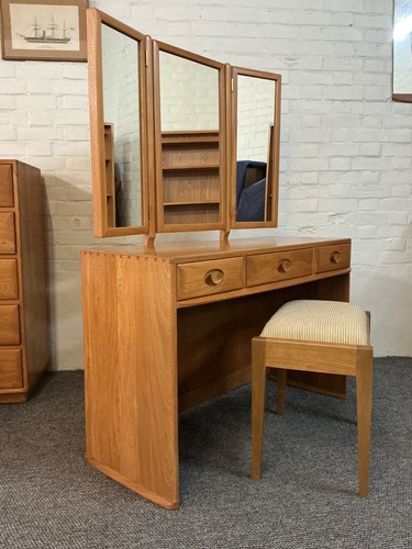 Ercol windsor dressing - ercol, table