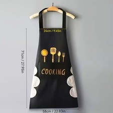 Waterproof Non Woven Plastic Apron With Convenient Pockets
