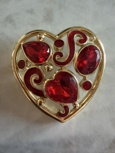 Beautiful crown trifari - beautiful, red