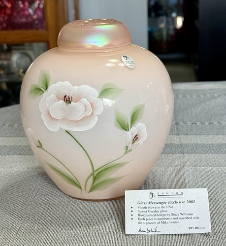 Fenton glass 2002 - 2002,