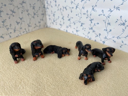 Dolls house dachshund - house,