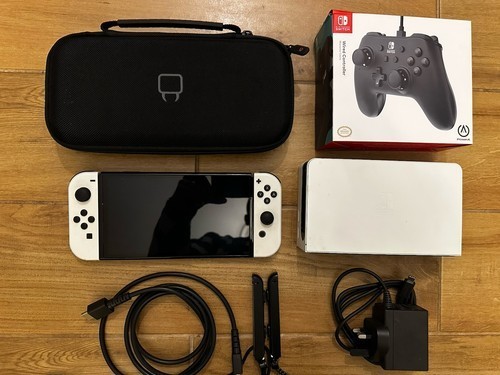 Nintendo switch oled white - nintendo,