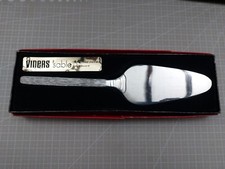 Vintage Viners Sable Cake