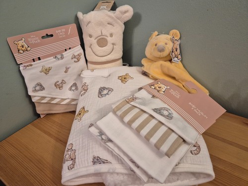 Baby winnie the pooh - winnie,