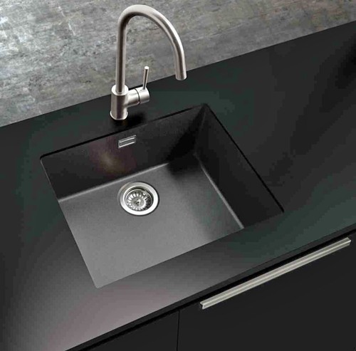 New box black undermount - in,