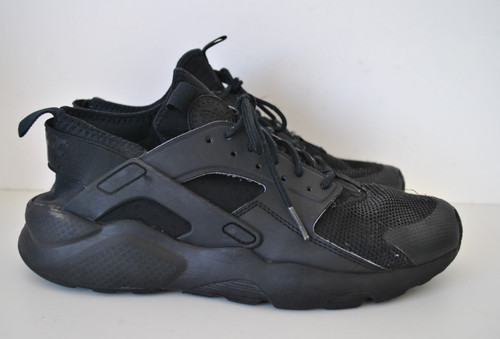 Triple black textile upper - 'triple,