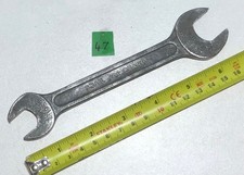 Vintage Snail Brand 1963 Open