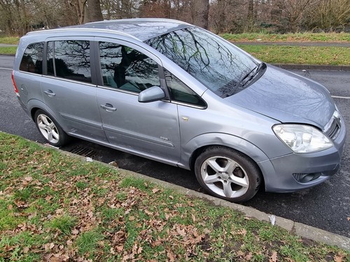 Vauxhall zafira 8 - vauxhall, petrol