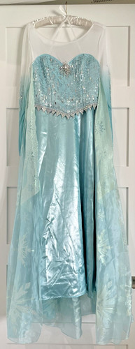 New disney store d23 - new,