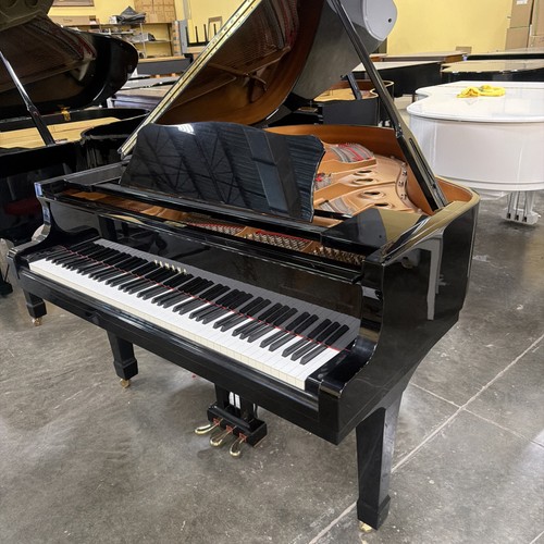 Yamaha c3l 2011 grand piano - yamaha,