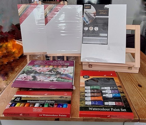 Art supplies bundle job - art,