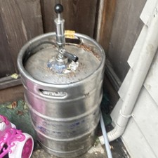 Commercial Metal Empty Beer