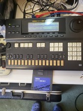 Yamaha Music Sequencer QY300