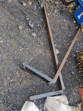 6 FOOT ( 1.8 M ) LONG PALLET