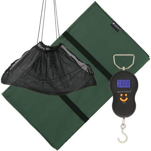 Carp fishing care unhooking - care,
