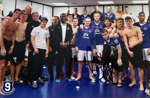 Duncan ferguson everton signed - duncan,