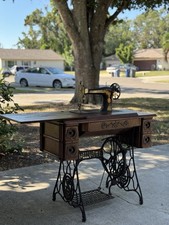 Vintage Singer Sewing Machine