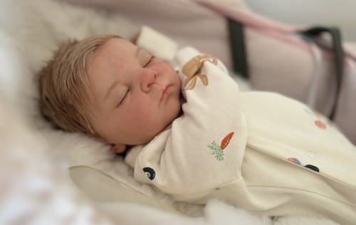 Reborn baby life like silicone - like,