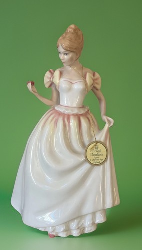 Royal doulton lady - royal, figurine
