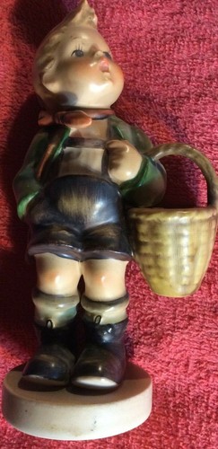 Goebel hummel figurine village - goebel,