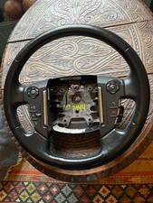 HEATED land rover discovery