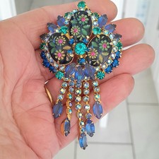 Stunning Juliana D&E  Intaglio