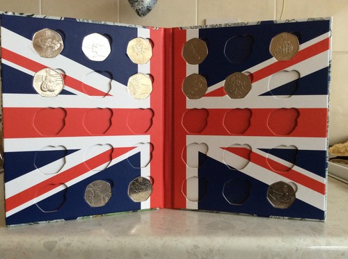 Small magnetic locked london - small,