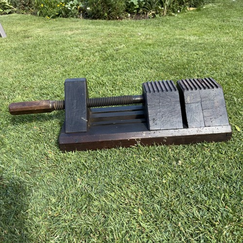 Antique large wooden vice - large,
