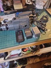 SONY HANDYCAM CCD-F385E WITH