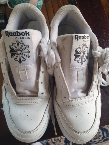 Size reebok classic - 6,
