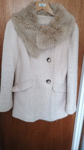 Vintage cream bouclé short - vintage,