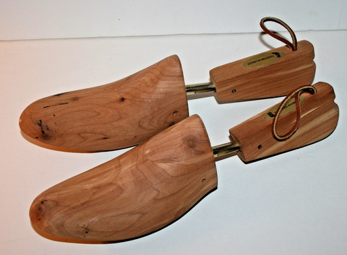 Thieves market wooden shoe - thieves,