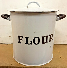 Vintage/ Retro Enamel White &