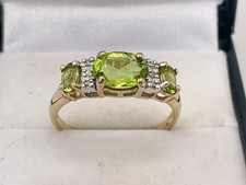 9ct Gold Ladies Peridot &