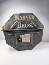 Vintage 'Warner Bros' Metal