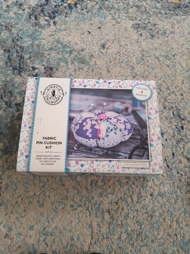 Kirsty allsop fabric - fabric, pin