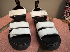Dr Marten’s Klaire Girl’s