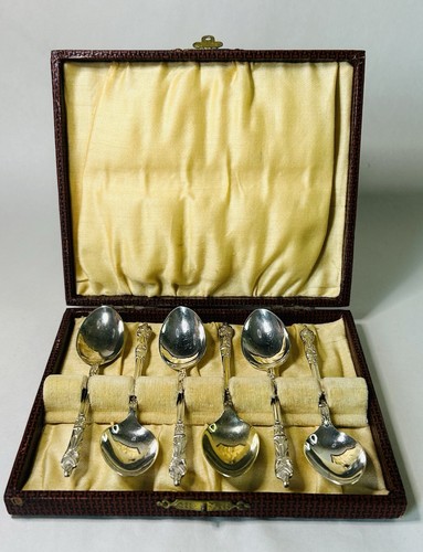 Vintage boxed silver - boxed, plated