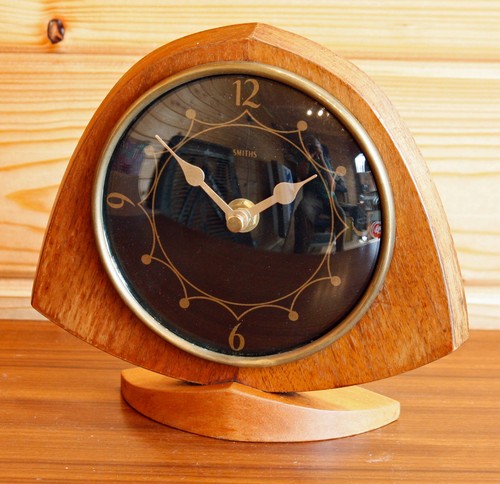 Vintage 19cm smiths - vintage,